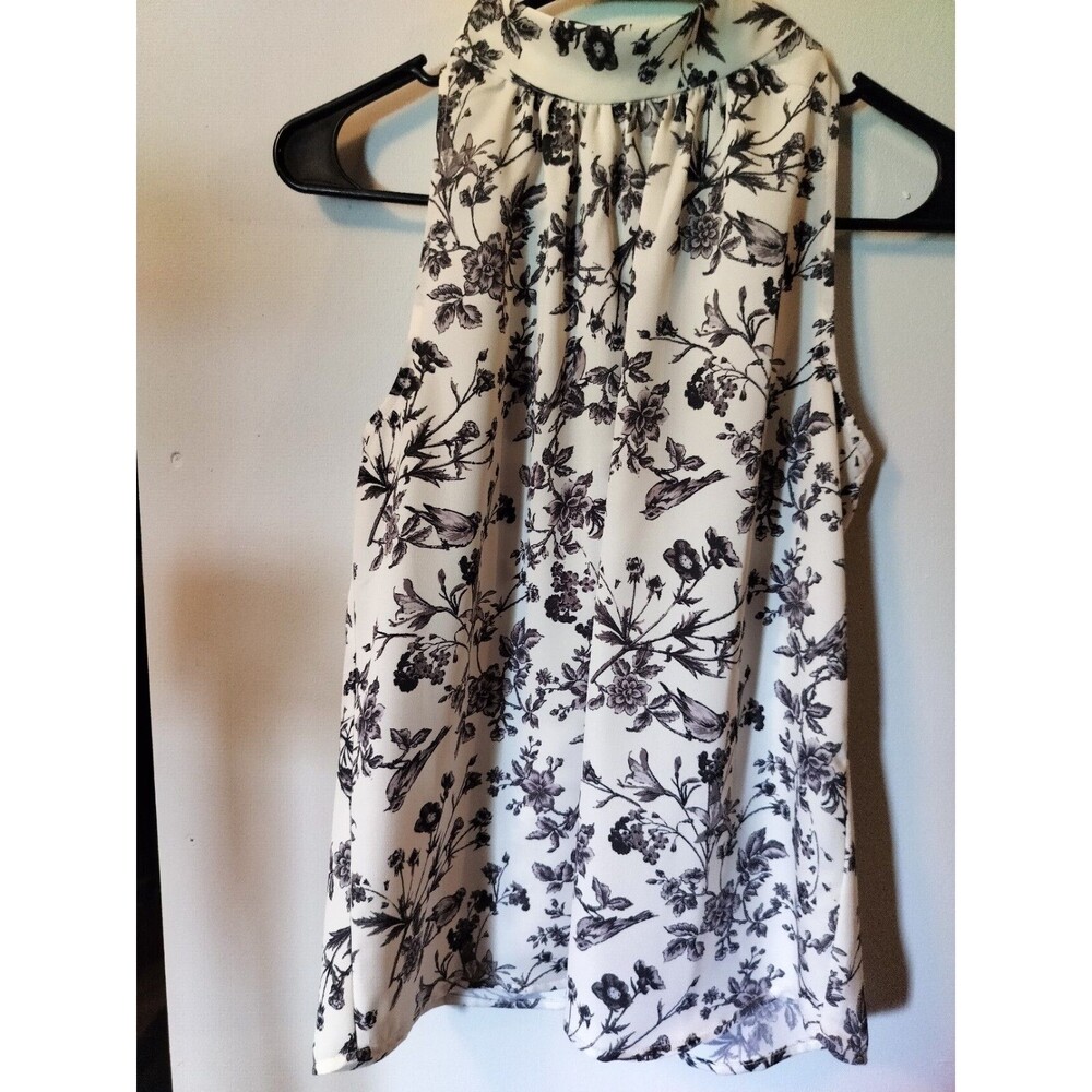 Violets & Roses Multi Color Floral Tanktop Womens Missy Size XS Buttons Up Back